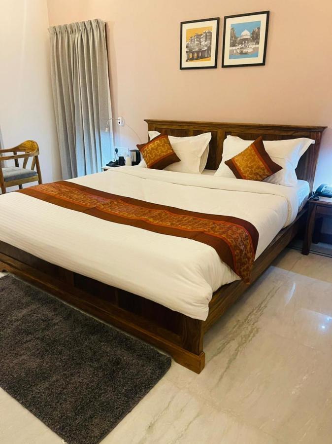 Dheergarh Palace Udaipur Exterior photo